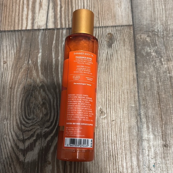 BBW Shimmer Body Oil - Picture 2 of 2